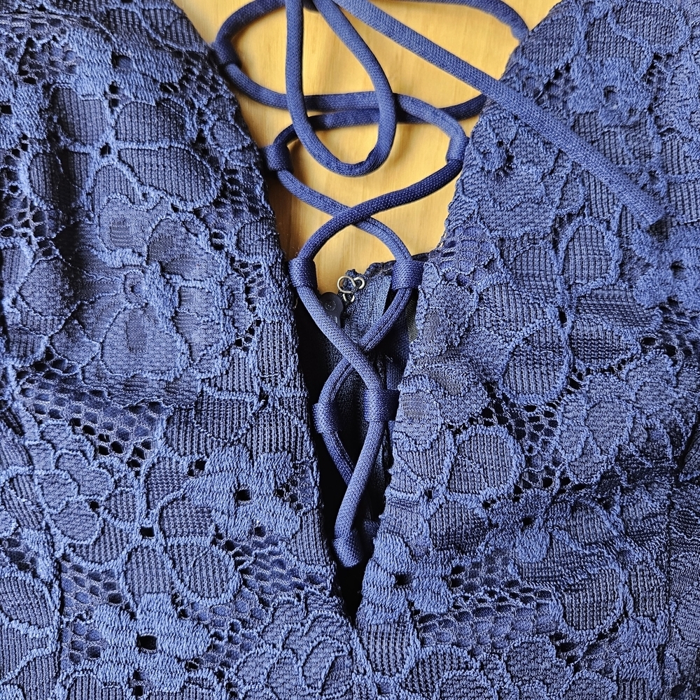Trac Navy Lace Detail Dress XS - Picture 3 of 8